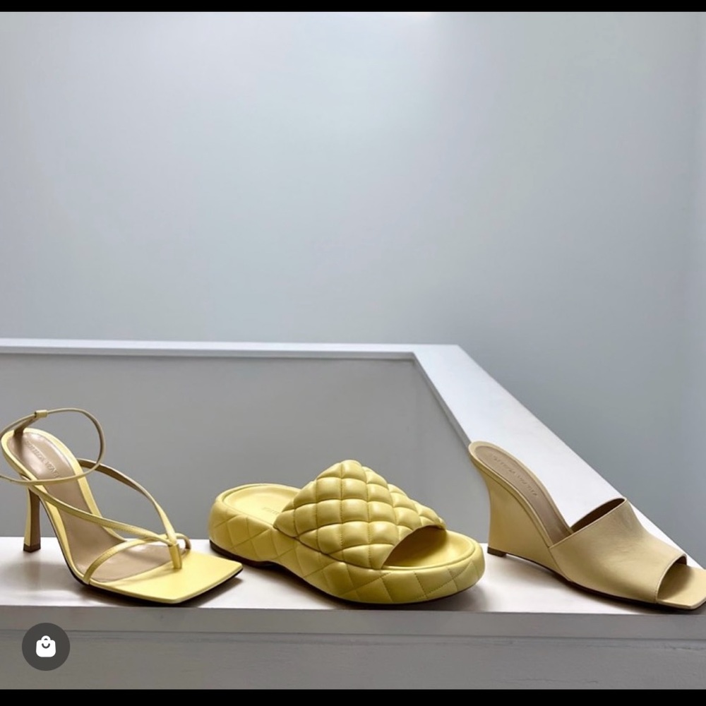 Bottega Veneta - Picture 3 of 5
